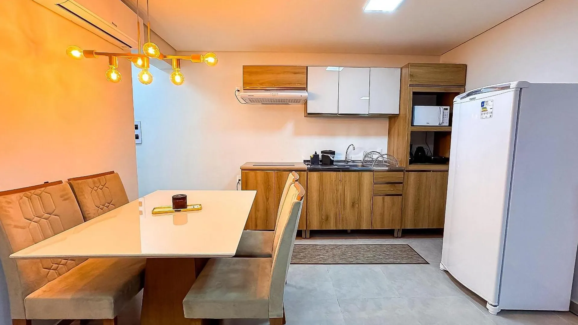 Flat/Studio Excelente Localizacao Em Brusque